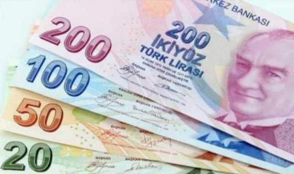 الليرة التركية تسقط قرب أدني مستوياتها رغم تراجع الدولار الأميركي