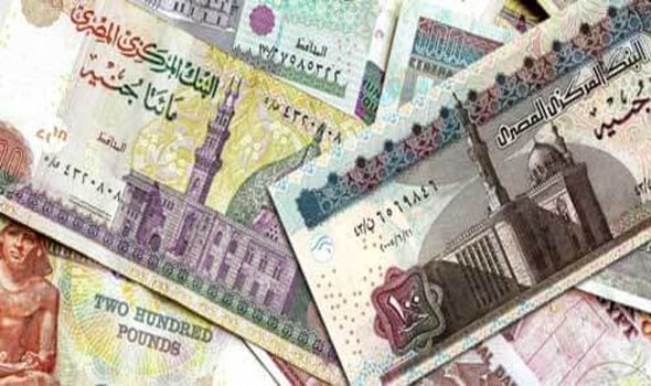 الجنيه المصري لأدنى مستوى في 5 أعوام مقابل الدولار