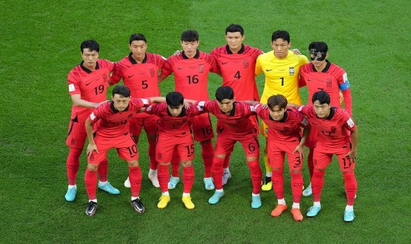 البرتغالي بينتو يعلن استقالته من تدريب كوريا الجنوبية بعد الخسارة أمام البرازيل