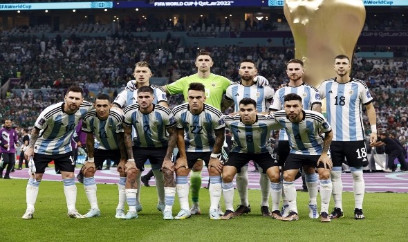 منتخب الأرجنتين يصل بوينس آيرس بعد التتويج بكأس العالم 2022