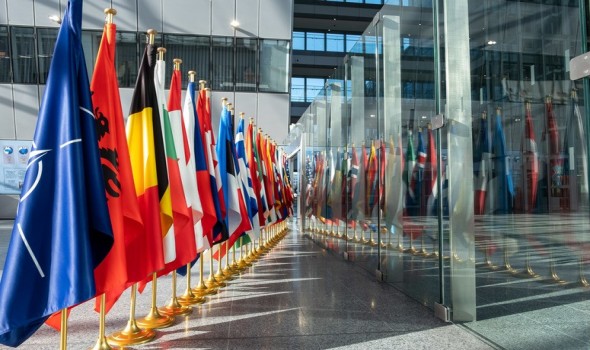 دول الناتو تتفق على زيادة ميزانية 2023 المدنية والعسكرية