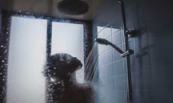 دراسة تؤكد أن الإستحمام بالماء الساخن يقلل القلق ويساعد على النوم