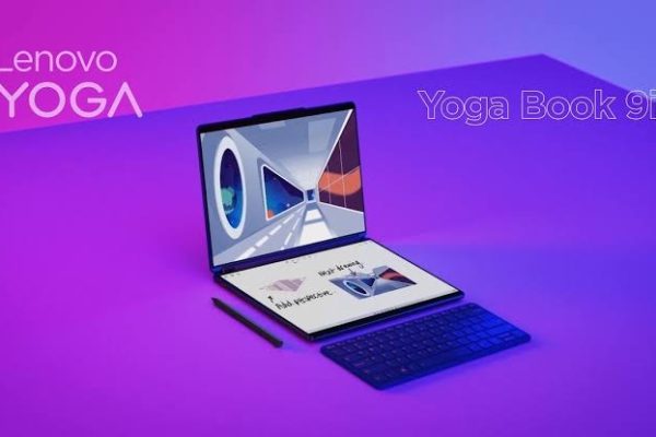 جهاز Lenovo Yoga Book 9i 2024 متاح للشراء مع شاشة OLED مزدوجة