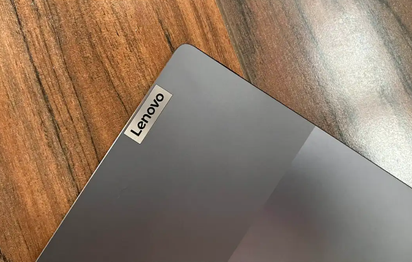 مراجعة لجهاز Lenovo Smart Paper اللوحي