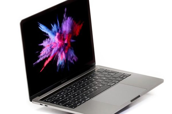 ابل تتوقف عن دعم 3 من هواتف الأيفون و3 من أجهزة MacBook في 2024